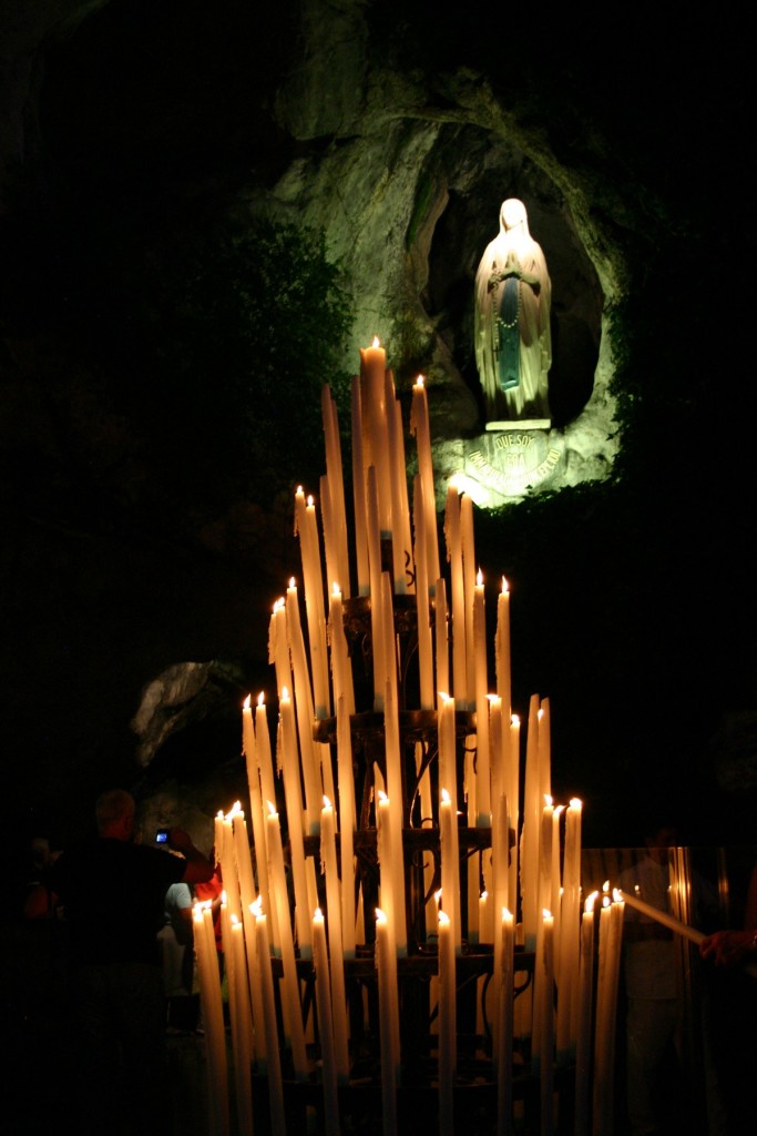 IMG_9614 La Vierge à la grotte